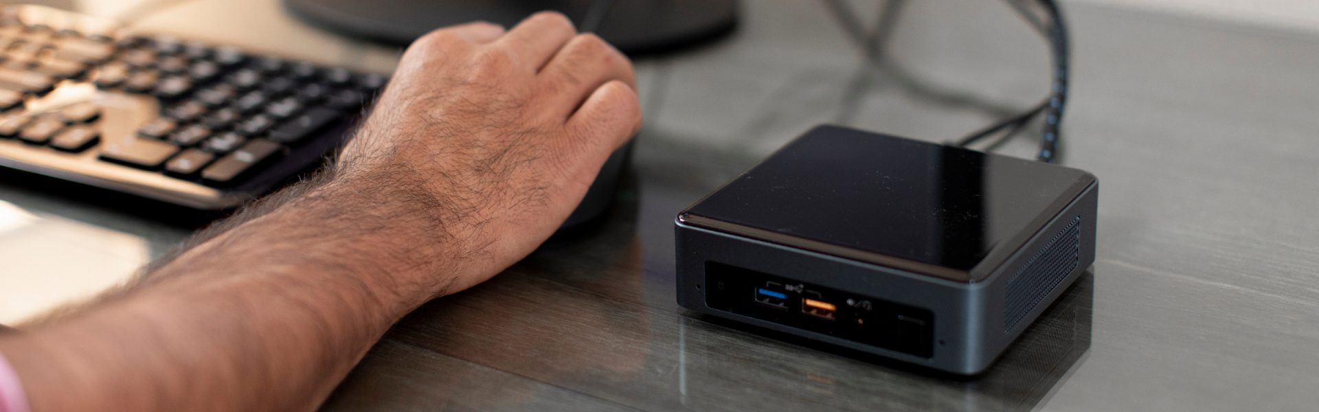 Advantages of Mini PCs Over Laptops in Business
